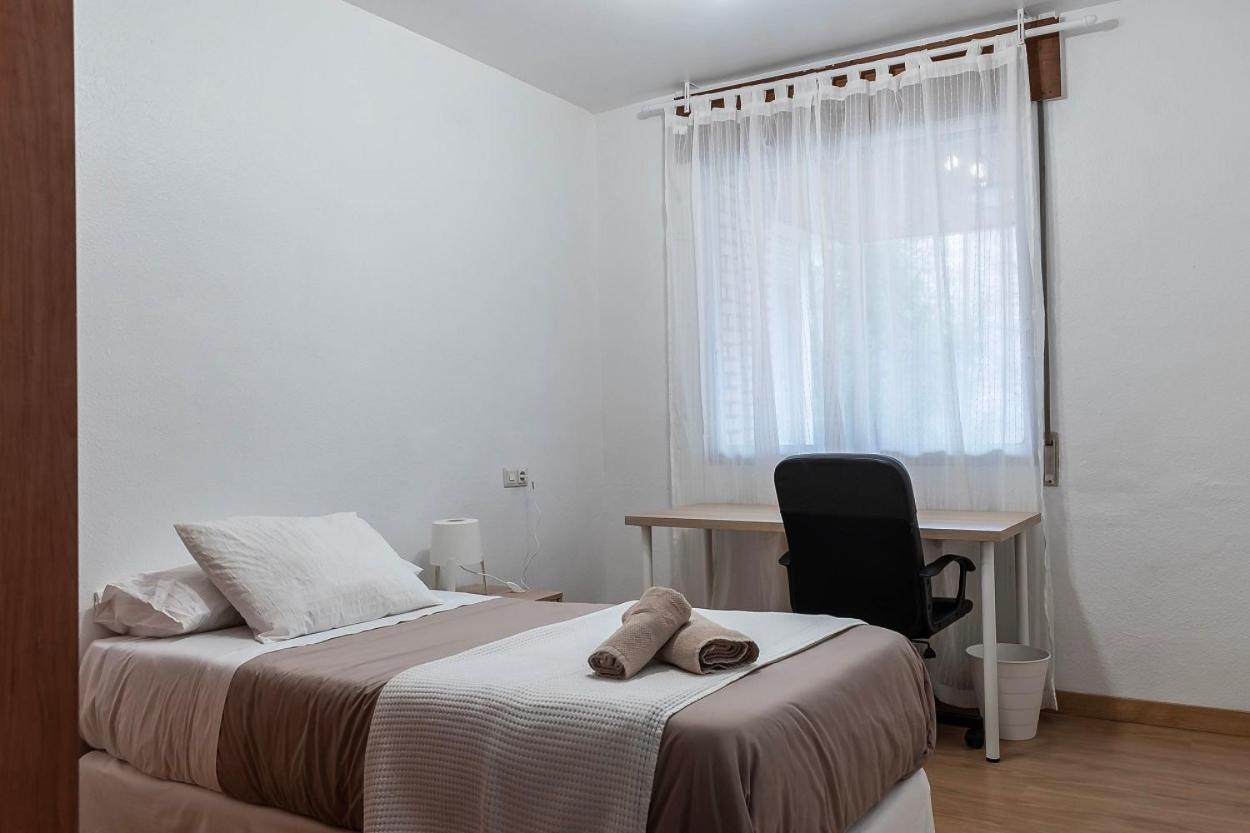 פמפלונה Funcional Y Renovado Apartamento En Iturrama מראה חיצוני תמונה