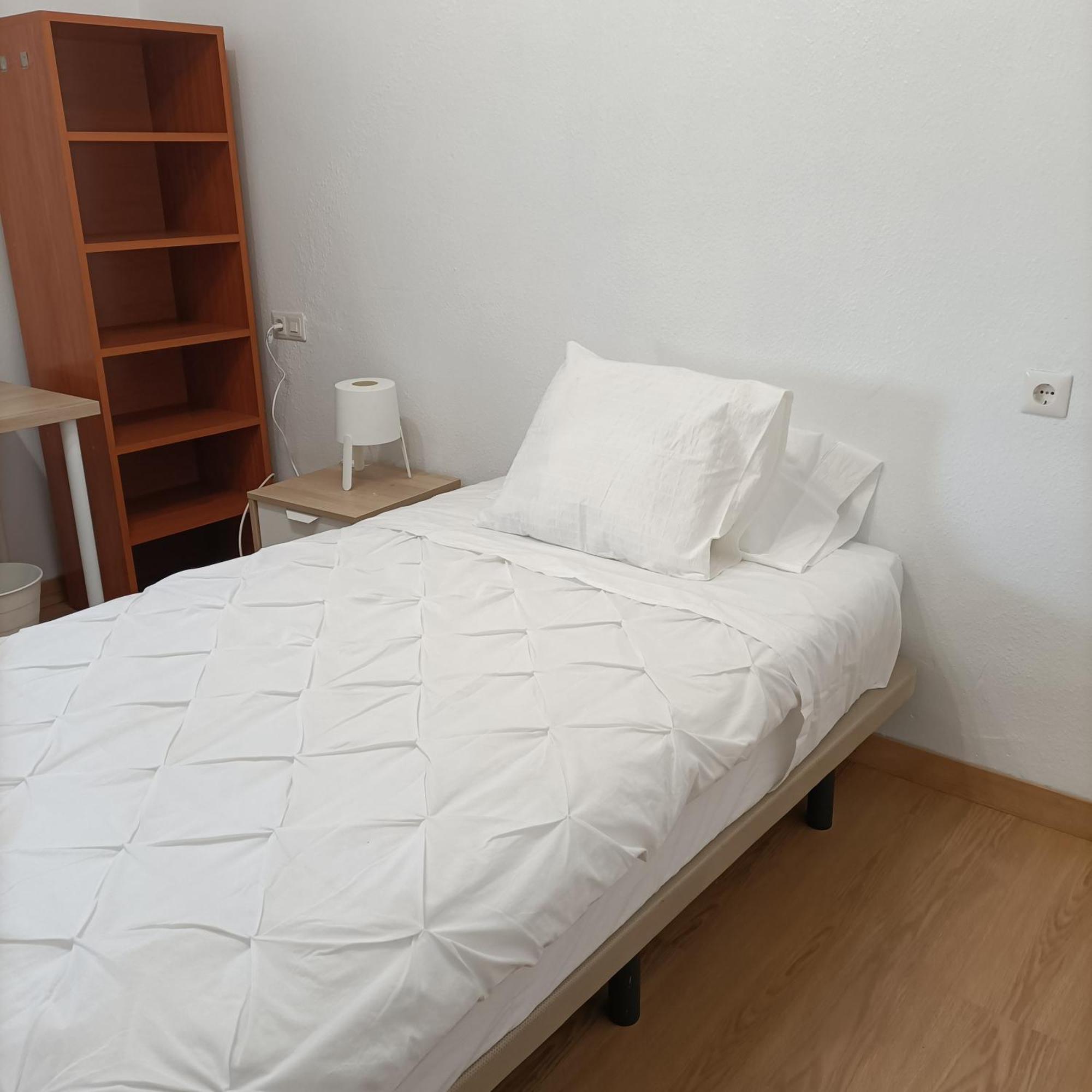 פמפלונה Funcional Y Renovado Apartamento En Iturrama מראה חיצוני תמונה